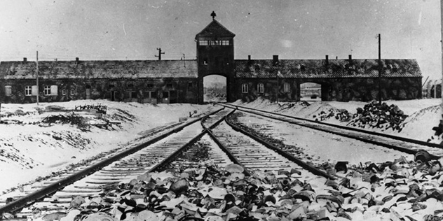KZ Auschwitz, Einfahrt, Torhaus, Bundesarchiv, © Bundesarchiv B 285 Bild-04413, KZ Auschwitz, Einfahrt