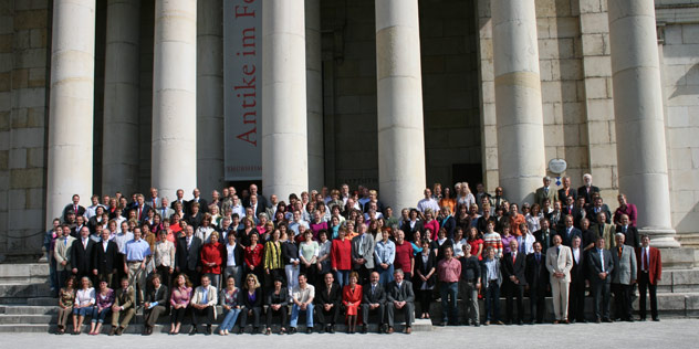 Gruppenfoto des Landeskirchenamtes, Bild: © ELKB / Poep