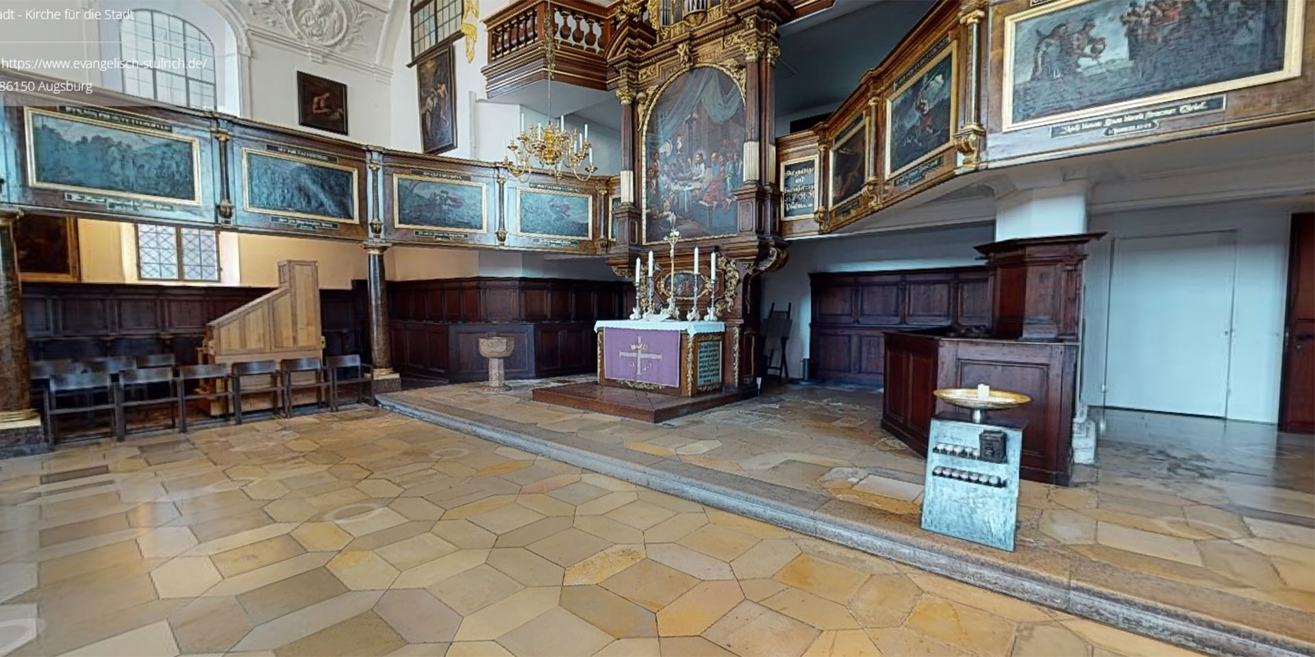 Von innen zeigt sich die Ulrichskirche in ihrer barocken Pracht, die aus dem späten 17. und frühen 18. Jahrhundert kommt.