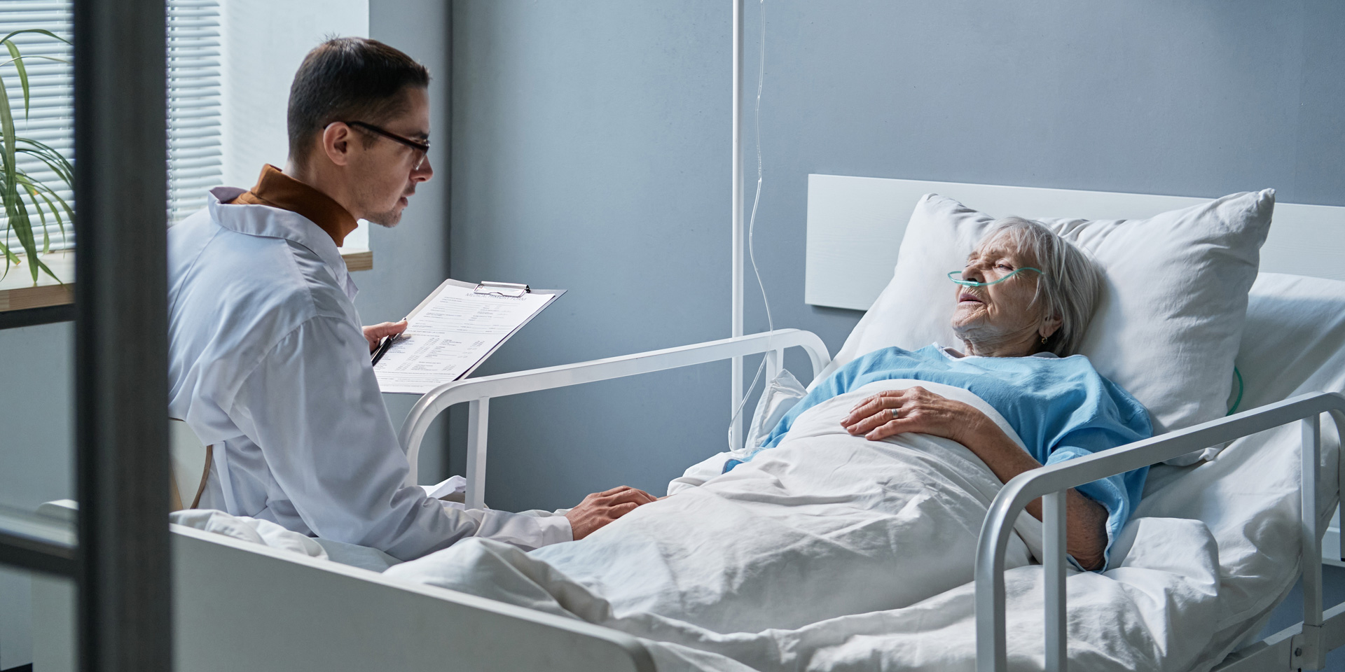 „Im Idealfall arbeiten alle Berufsgruppen eng zusammen, um eine ganzheitliche Versorgung zu ermöglichen.“, © GettyImages