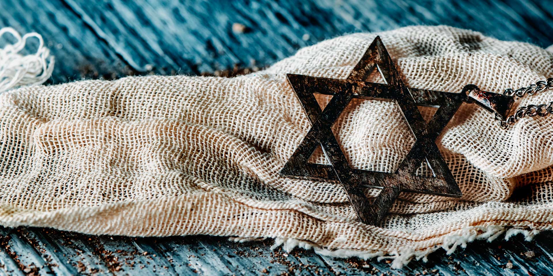 Die Lesung findet mit Blick auf den Internationalen Tag der Opfer des Nationalsozialismus am 27. Januar statt., &copy; GettyImages