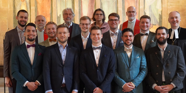 – In einem festlichen Gottesdienst in der Philippuskirche wurden zehn Diakone in ihr Amt eingeführt.