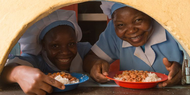 Mosambik Maputo Schulzentrum Mittagessen