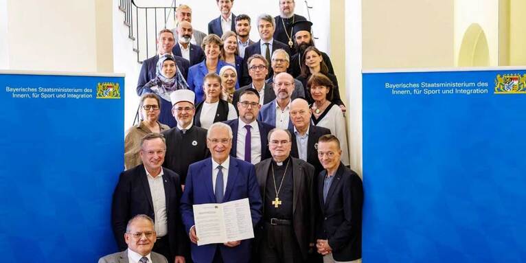 Die bayerische Landeskirche engagiert sich seit vielen Jahren im interreligiösen Dialog in Bayern – und wird das auch in Zukunft tun., &copy; ELKB