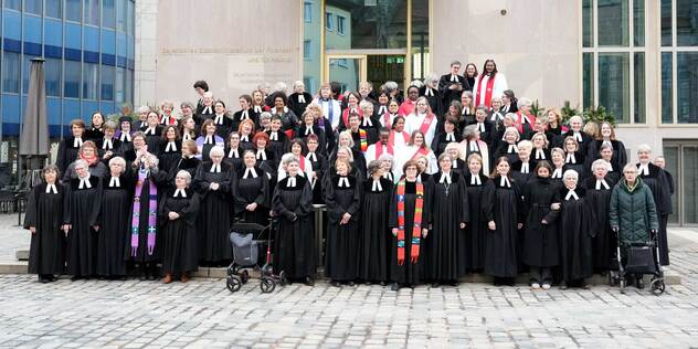 Ein ganzes „Jubiläumswochenende“ lang feierte die ELKB die eigene innerkirchliche Emanzipation unter dem Motto „Kirche.Feiert.Frauen.“