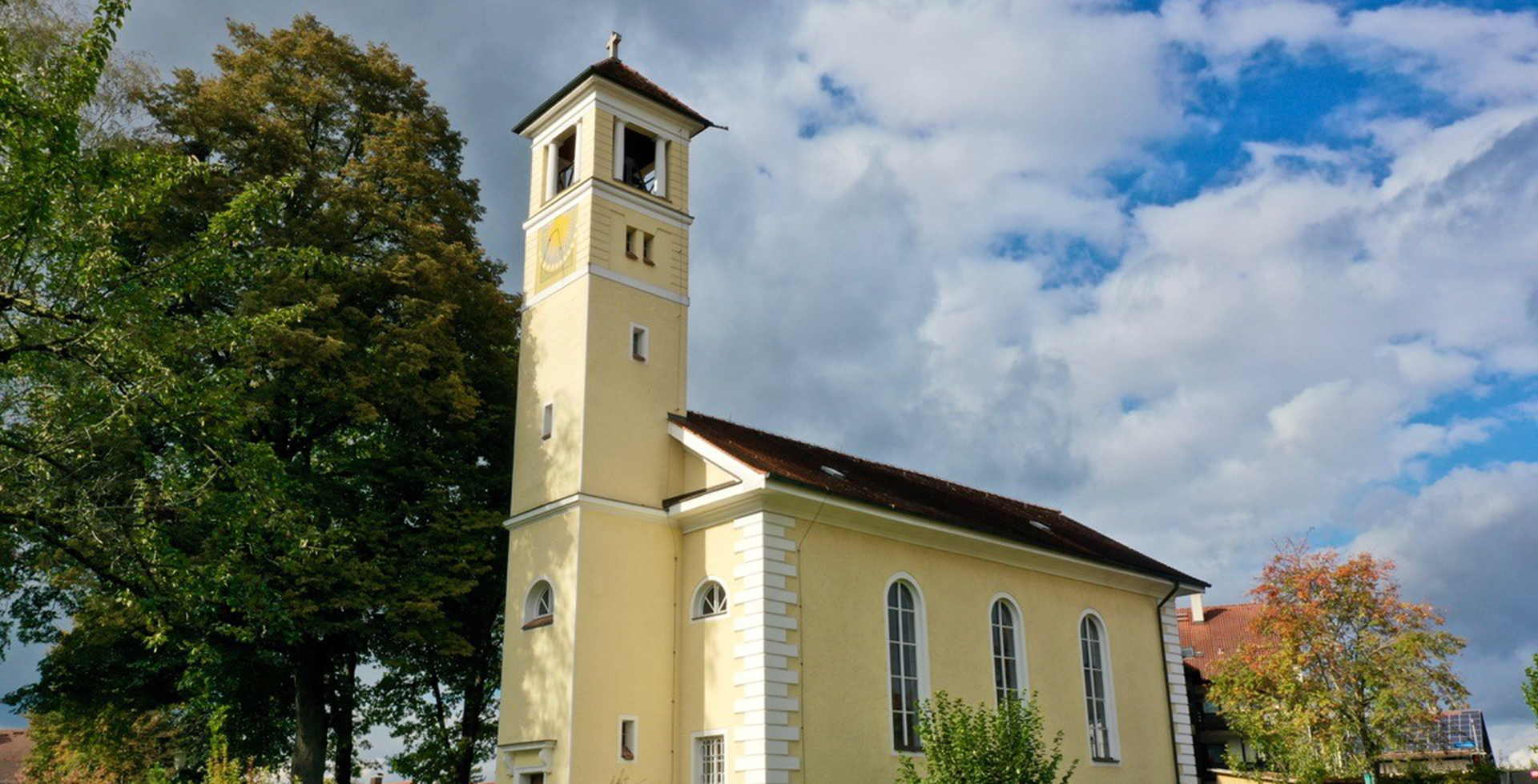 Bild der Karolinenkirche in Großkarolinenfeld