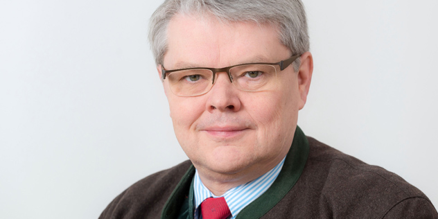 Dr. Hans-Christoph Oelker