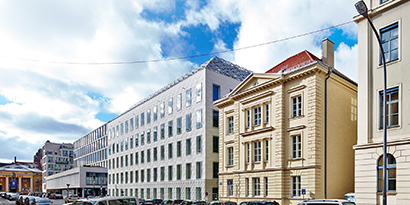 Der Neubau des Landeskirchenamts in München